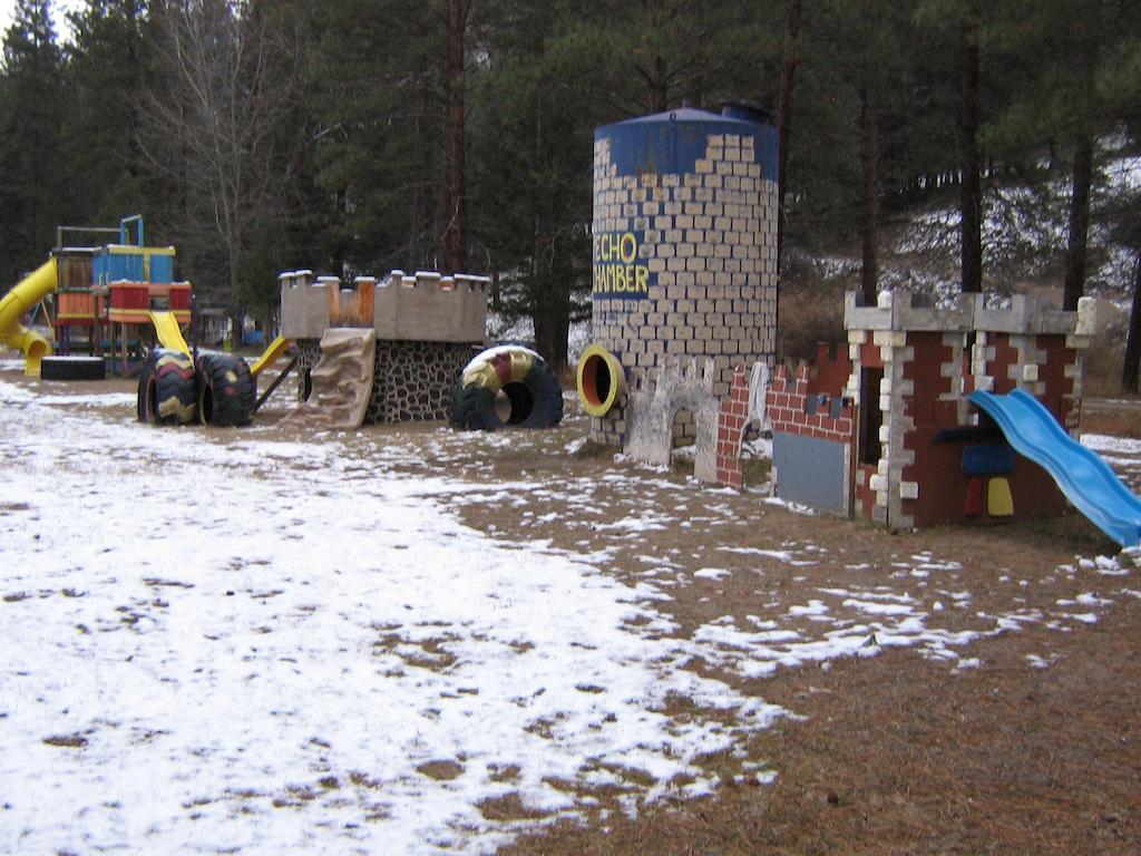 Rainbow Lake Castle Resort Princeton Extérieur photo